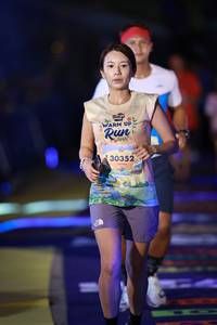 BIB: 
                            <button type="button" onclick="openModal(25219006)" class="btn btn-primary btn-sm float-right btn-popup" data-toggle="modal" data-target=".modal-high-quality">
                        <i class="fas fa-shopping-cart"></i> Add to Cart
                    </button>
                                            <button type="button" onclick="isThisMe(25219006, true)" class="btn btn-success btn-sm float-right btn-popup btn-isme hidden" data-toggle="tooltip" data-placement="bottom" title="นี่คือรูปของคุณใช่ไหม คลิกที่นี่เพื่อเอาเข้าอัลบั้ม">
                        <i class="fas fa-plus"></i> Add to album
                    </button>
                    <button type="button" onclick="isThisMe(25219006, false)" class="btn btn-warning btn-sm float-right btn-popup btn-isnotme hidden">
                        <i class="fas fa-ban"></i> Remove from album
                    </button>